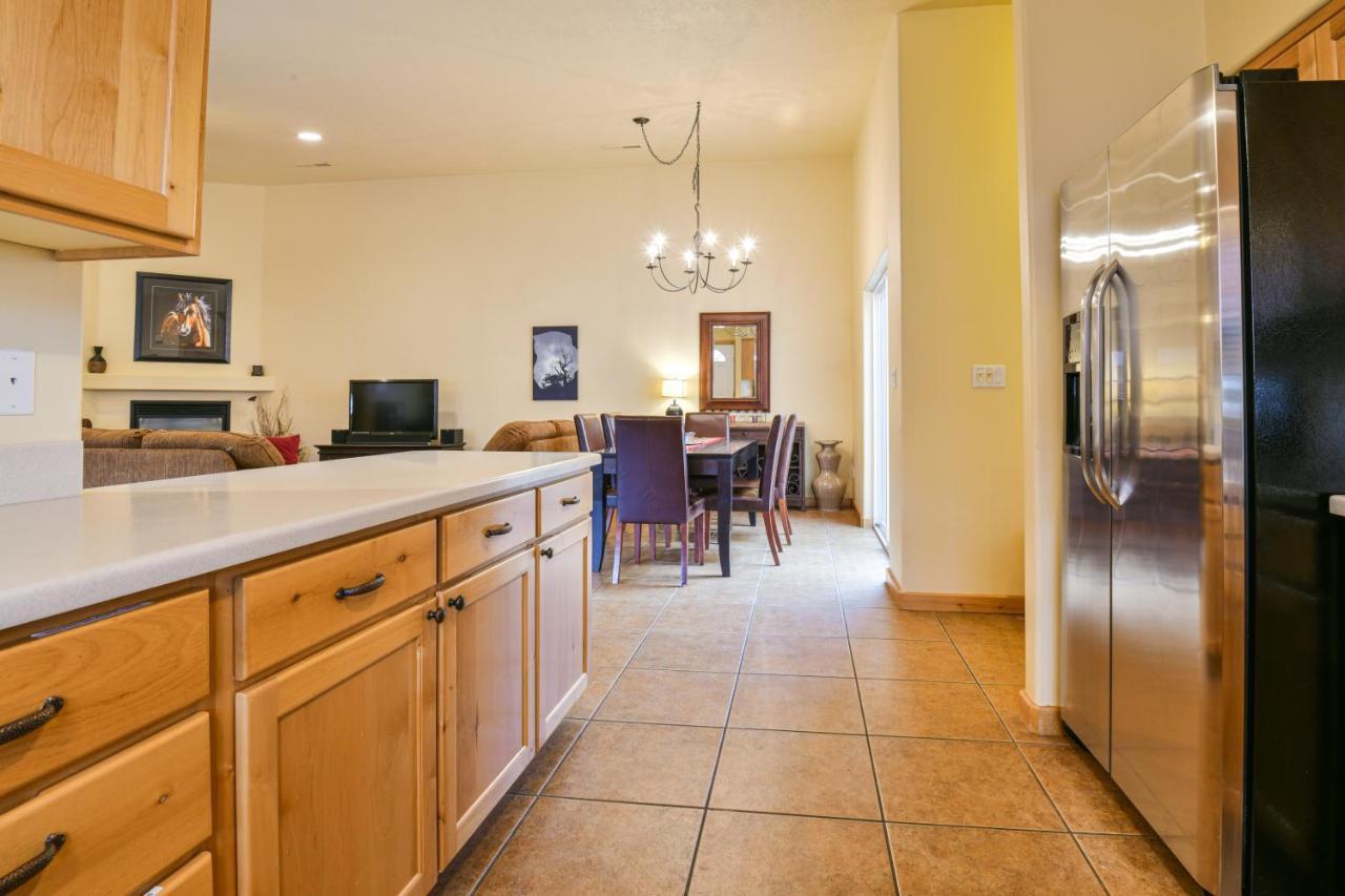 Cw343 - Great Downtown Location With A Private Hot Tub Βίλα Moab Εξωτερικό φωτογραφία